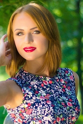 Ukrainian mail order bride Eugeniya from Kharkov with blonde hair and hazel eye color - image 1