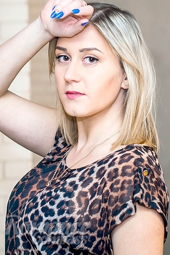 Ukrainian mail order bride Alexandra from Dnipro with blonde hair and brown eye color - image 1
