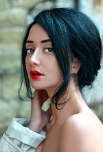 Ukrainian mail order bride Elena from Kharkov with black hair and brown eye color - image 3