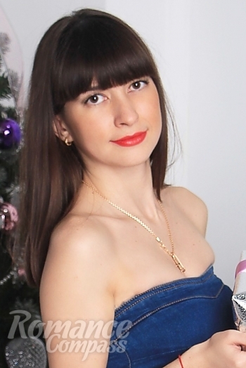 Ukrainian mail order bride Oksana from Krasnodar with brunette hair and brown eye color - image 1
