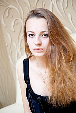 Ukrainian mail order bride Alina from Berdiansk with light brown hair and green eye color - image 7
