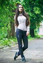 Ukrainian mail order bride Mariam from Sinelnikovо with black hair and brown eye color - image 5