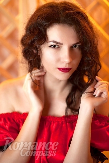 Ukrainian mail order bride Anastasia from Berdiansk with black hair and brown eye color - image 1