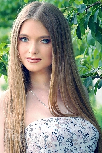 Ukrainian mail order bride Daria from Kharkiv with blonde hair and blue eye color - image 1