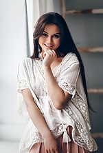 Ukrainian mail order bride Karina from Kupyansk with light brown hair and green eye color - image 2