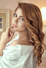 Ukrainian mail order bride Yana from Kharkov with brunette hair and blue eye color - image 11