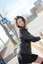 Ukrainian mail order bride Julia from Berdiansk with light brown hair and brown eye color - image 5
