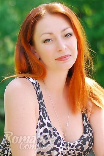 Ukrainian mail order bride Zoya from Zhytomyr with red hair and grey eye color - image 1