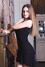 Ukrainian mail order bride Liza from Nikolaev with light brown hair and grey eye color - image 5