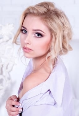 Anna Gordiychuk, 26 y.o. from Rivne, Ukraine