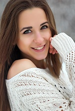 Ukrainian mail order bride Juliya from Kharkov with brunette hair and green eye color - image 31