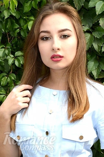 Ukrainian mail order bride Elena from Smela. Cherkasy region with blonde hair and brown eye color - image 1