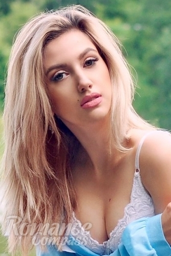 Ukrainian mail order bride Yuliya from Smila with blonde hair and grey eye color - image 1