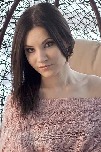 Ukrainian mail order bride Katerina from Kiev with black hair and green eye color - image 1