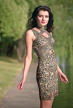 Ukrainian mail order bride Mariya from Minsk with light brown hair and green eye color - image 2
