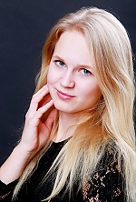 Ukrainian mail order bride Tatiana from Lugansk with blonde hair and grey eye color - image 2