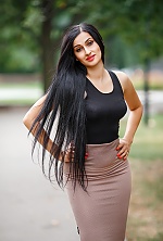 Ukrainian mail order bride Arnella from Kharkov with black hair and black eye color - image 2