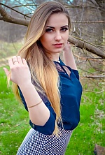 Ukrainian mail order bride Anastasia from Nikolaev with blonde hair and green eye color - image 2