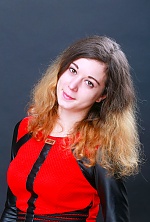 Ukrainian mail order bride Valeria from Doneck with light brown hair and brown eye color - image 5