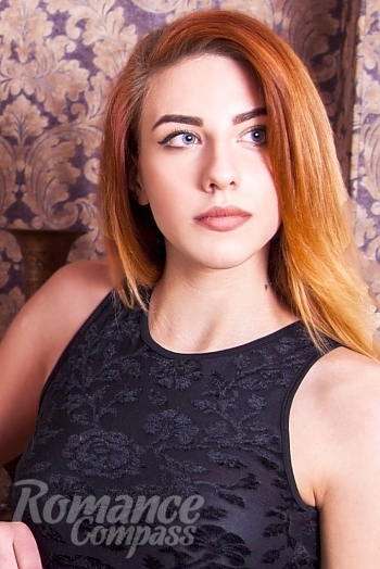 Ukrainian mail order bride Natali from Donetsk with light brown hair and grey eye color - image 1