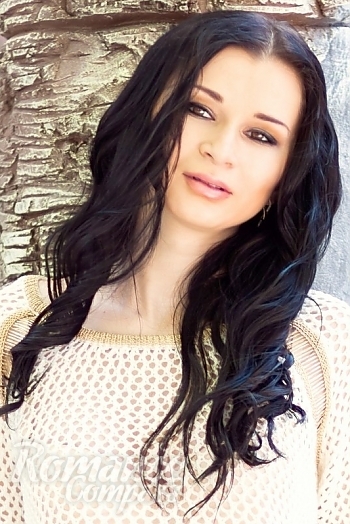 Ukrainian mail order bride Viktoria from Nikolaev with brunette hair and brown eye color - image 1