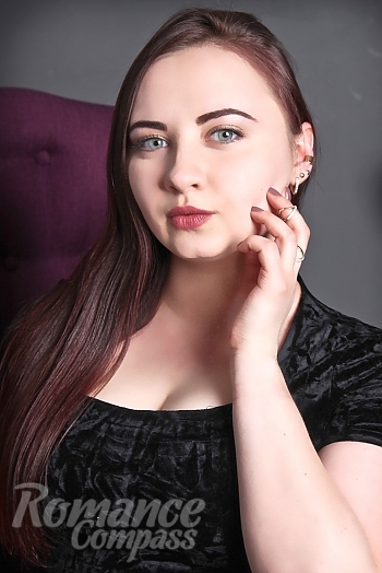 Ukrainian mail order bride Tatiana from Nikolaev with light brown hair and blue eye color - image 1