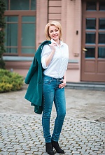 Ukrainian mail order bride Ksenia from Bicester with blonde hair and blue eye color - image 9