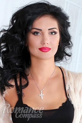 Ukrainian mail order bride Elena from Odessa with black hair and brown eye color - image 1