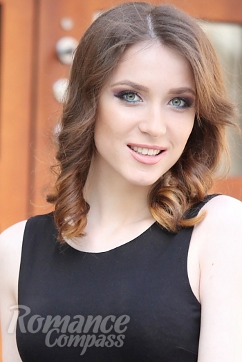 Ukrainian mail order bride Natalya from Odessa with light brown hair and green eye color - image 1