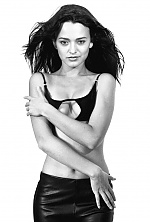 Ukrainian mail order bride Mariya from Kiev with brunette hair and hazel eye color - image 7