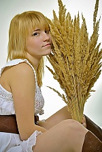 Ukrainian mail order bride Kate from Kiev with blonde hair and green eye color - image 10