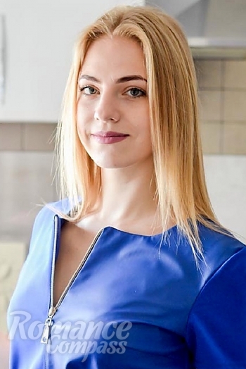 Ukrainian mail order bride Angelina from Kharkov with blonde hair and blue eye color - image 1