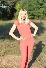 Ukrainian mail order bride Svetlana from Kiev with blonde hair and grey eye color - image 4