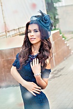 Ukrainian mail order bride Elena from Donetsk with brunette hair and brown eye color - image 7