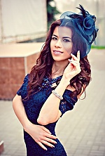 Ukrainian mail order bride Elena from Donetsk with brunette hair and brown eye color - image 3