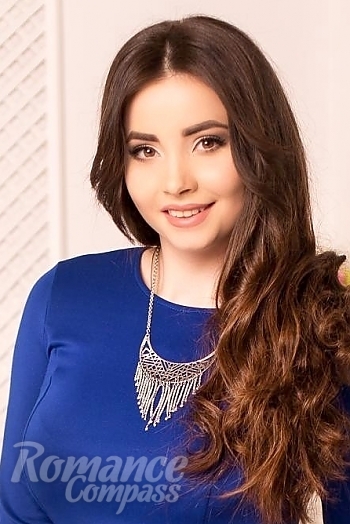 Ukrainian mail order bride Alina from Krivoy Rog with light brown hair and brown eye color - image 1