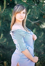 Ukrainian mail order bride Olesya from Mykolayiv with light brown hair and brown eye color - image 7