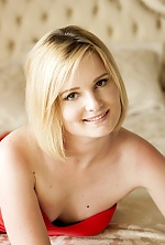 Ukrainian mail order bride Irina from Kiev with blonde hair and grey eye color - image 2