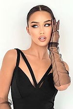 Ukrainian mail order bride Anastasia from Cherkassy with brunette hair and green eye color - image 6
