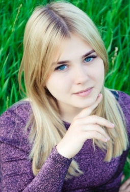 Dasha, 26 y.o. from Kiev, Ukraine