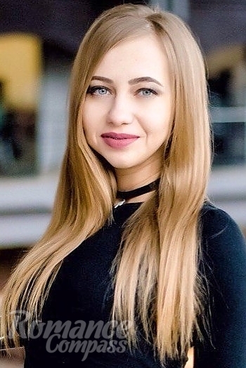 Ukrainian mail order bride Liliya from Kharkov with blonde hair and grey eye color - image 1