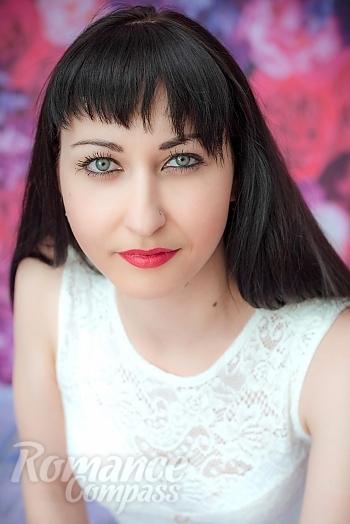 Ukrainian mail order bride Anna from Kharkiv with brunette hair and grey eye color - image 1