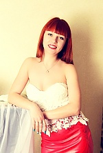 Ukrainian mail order bride Marina from Lugansk with red hair and green eye color - image 3