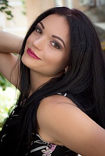 Ukrainian mail order bride Dariya from Zaporozhie with black hair and brown eye color - image 2