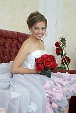 Ukrainian mail order bride Elena from Luhansk with blonde hair and green eye color - image 3