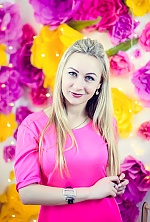 Ukrainian mail order bride Natalia from Novovolynsk with white grey hair and green eye color - image 3