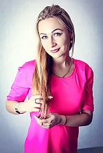 Ukrainian mail order bride Natalia from Novovolynsk with white grey hair and green eye color - image 4