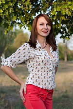 Ukrainian mail order bride Elena from Kremenchug with light brown hair and green eye color - image 9