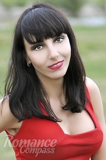 Ukrainian mail order bride Olga from Kiev with brunette hair and hazel eye color - image 1