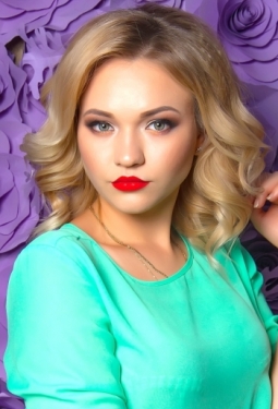 Anastasia, 27 y.o. from Kherson, Ukraine